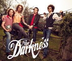 THE DARKNESS - NEUE SCHEIBE IM SOMMER: "HOT CAKES"