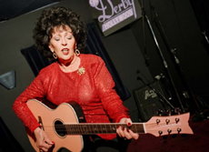SO WAR: WANDA JACKSON, 31.10.2012 (HALLOWEEN) NÜRNBERG LÖWENSAAL