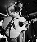 SO WAR: LINDA AND THE SMALL GIANTS, 24.5.2013, MUZCLUB, NÜRNBERG