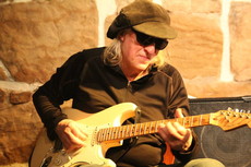 NÜRNBERGS BLUESMAXIMUS KEILI KEILHOFER HEUTE IM BÜHLER (NBG-ECKE MAXIMILIANSTRASSE)